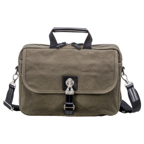 ブラックカーキ